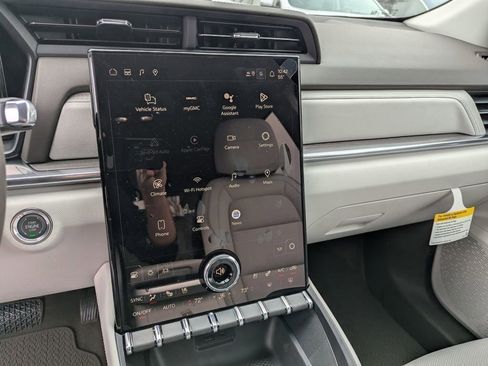 New 2026 GMC Terrain Denali image 17