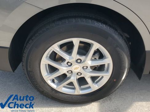 Used 2024 Chevrolet Equinox LS FWD image 5