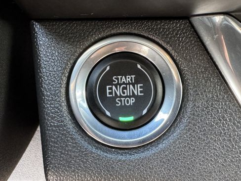 Used 2025 Buick Envista Preferred image 22