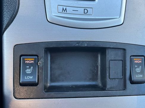 Used 2014 Subaru Outback 2.5i Limited image 18