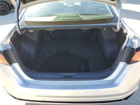 Certified 2024 Nissan Altima 2.5 SV image 14