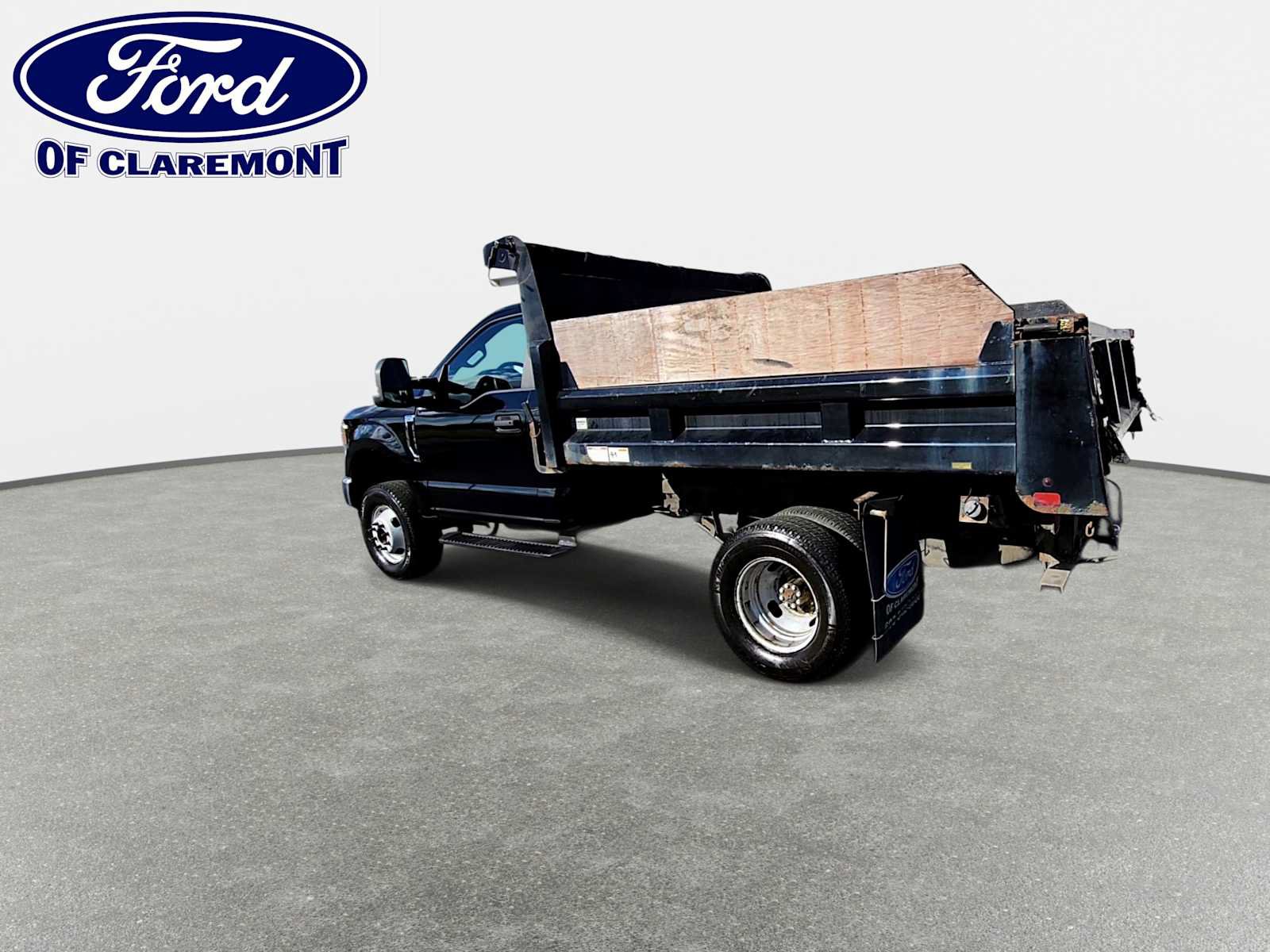 Used 2021 Ford F350 XL w/ Power Equipment Group AWD/4WD image 6