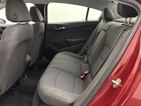 Used 2019 Chevrolet Cruze LT w/ Convenience Package image 25