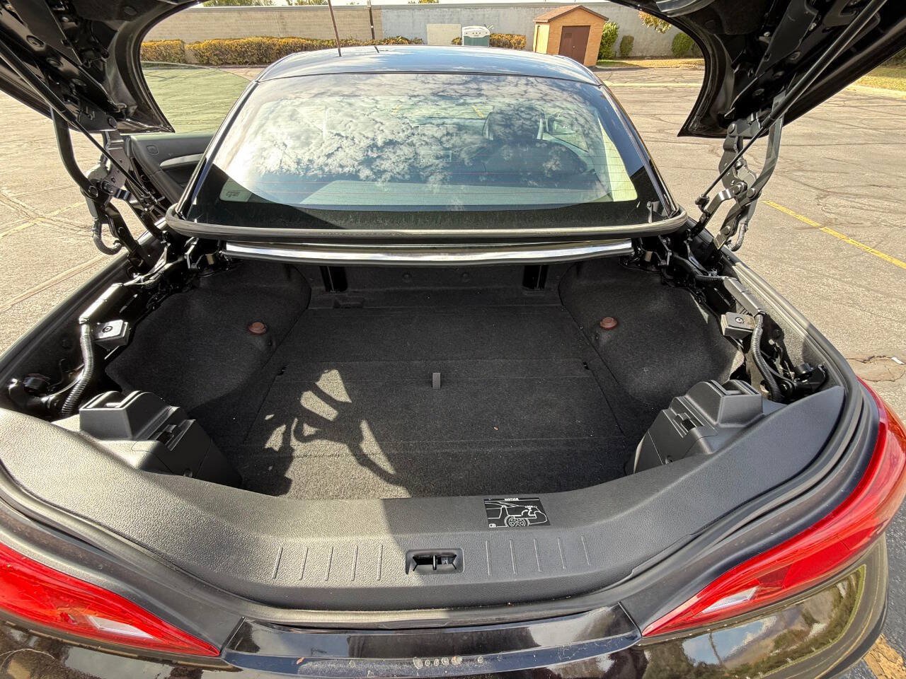 Used 2013 INFINITI G37 Convertible w/ Premium Pkg RWD image 24