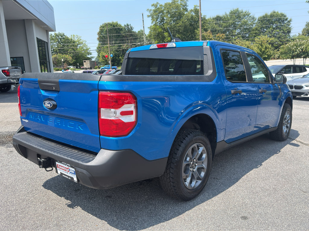 Used 2025 Ford Maverick XLT w/ Equipment Group 302A AWD/4WD image 6