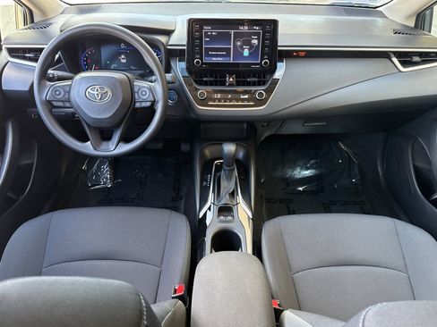 Used 2022 Toyota Corolla LE FWD image 15