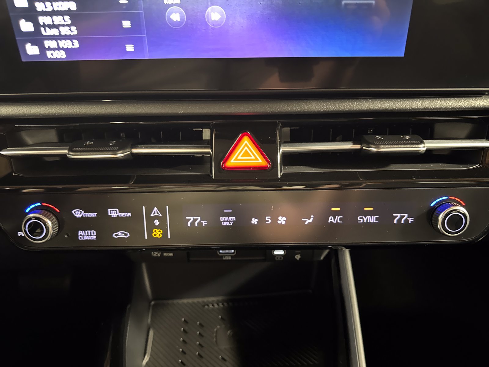 Used 2023 Kia Niro EX FWD image 19