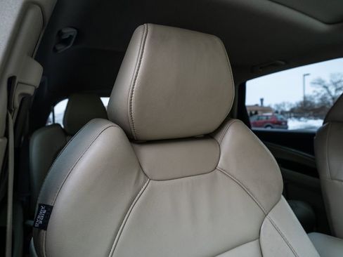 Used 2017 Acura MDX SH-AWD w/ Technology Package image 16