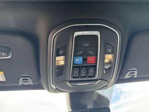 Used 2022 Jeep Wagoneer Series I w/ Premium Group I RWD image 19