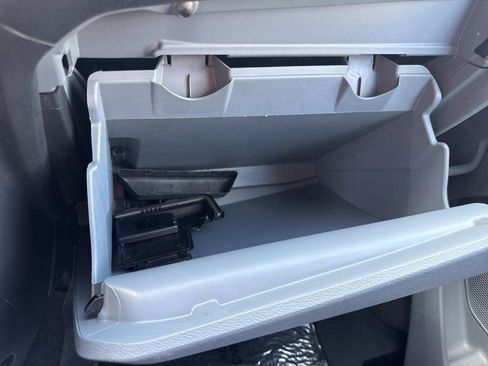 Used 2016 Ford Transit 350 XLT image 26