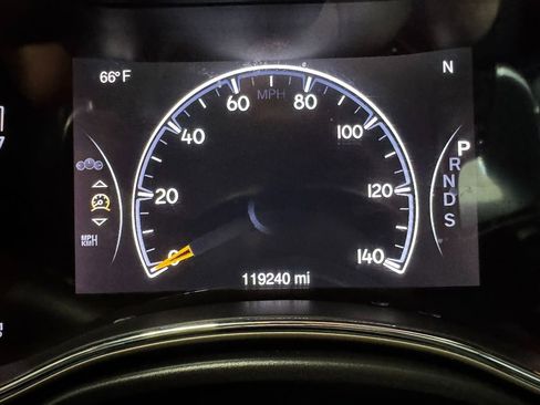 Used 2015 Jeep Grand Cherokee Limited AWD/4WD image 32