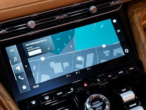 Used 2024 Aston Martin DB12 Convertible image 35