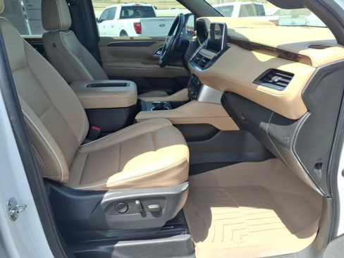 Used 2022 Chevrolet Tahoe Premier w/ Texas Edition RWD image 13