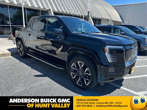 Certified 2025 GMC Sierra EV Denali AWD/4WD image 1