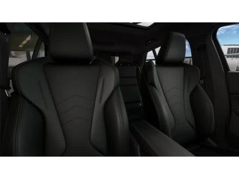 New 2026 BMW X2 xDrive28i w/ Technology Package AWD/4WD image 11