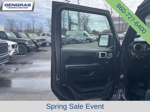 Certified 2018 Jeep Wrangler Unlimited Sport S AWD/4WD image 34