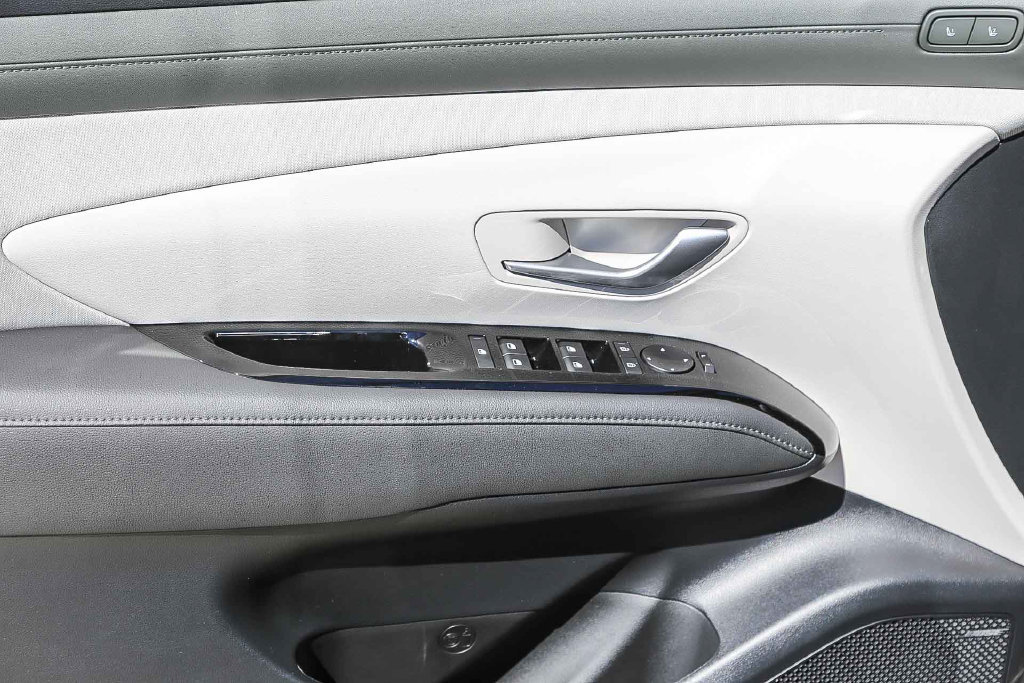 New 2026 Hyundai Tucson Limited AWD/4WD image 21
