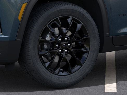 New 2026 Chevrolet Traverse LT w/ Midnight/Sport Edition FWD image 9