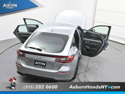 Used 2022 Honda Civic Sport image 36