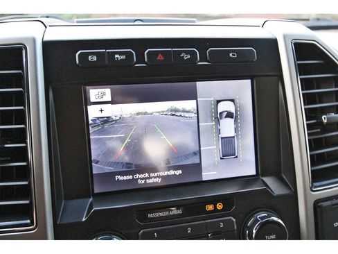 Used 2019 Ford F250 Lariat image 27