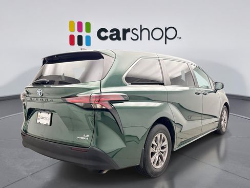 Used 2021 Toyota Sienna LE FWD image 5