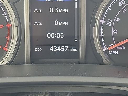 Used 2022 Toyota 4Runner Limited image 22