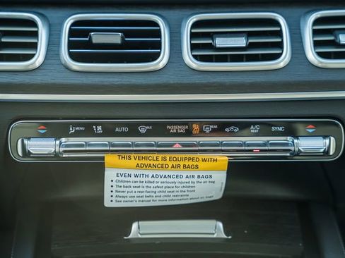 New 2026 Mercedes-Benz GLS 450 4MATIC image 24