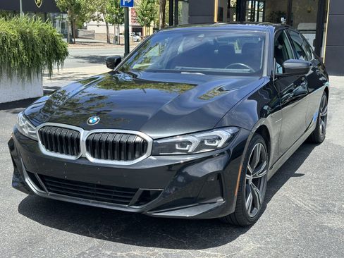 Used 2023 BMW 330i Sedan w/ Driving Assistance Package RWD image 4