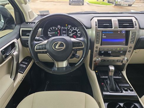 Used 2020 Lexus GX 460 Premium w/ Premium Package AWD/4WD image 13