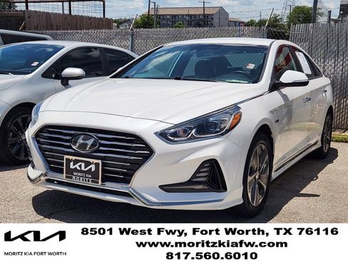 Used 2019 Hyundai Sonata Limited FWD image 2
