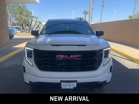 Certified 2026 GMC Sierra 1500 Elevation RWD image 2