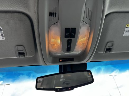 Used 2011 Chevrolet Equinox LS w/ LPO, Protection Package FWD image 20