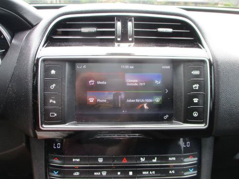 Used 2018 Jaguar F-PACE Prestige AWD/4WD image 14
