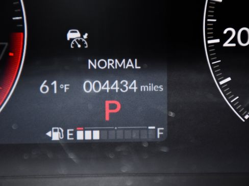 Certified 2026 Honda HR-V Sport image 17