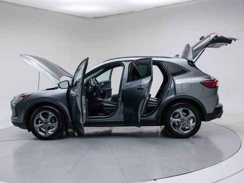 Used 2025 Ford Escape ST-Line FWD image 19