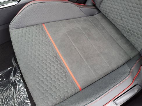 New 2026 Volkswagen GTI SE FWD image 12