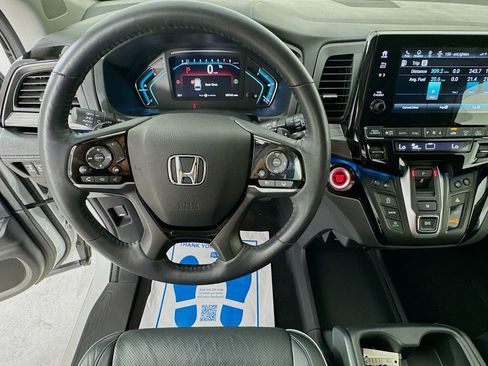 Used 2022 Honda Odyssey Elite image 14