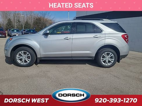 Used 2017 Chevrolet Equinox LT w/ Convenience Package image 3