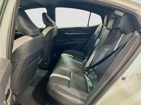 New 2026 Toyota Camry Hybrid FWD image 20