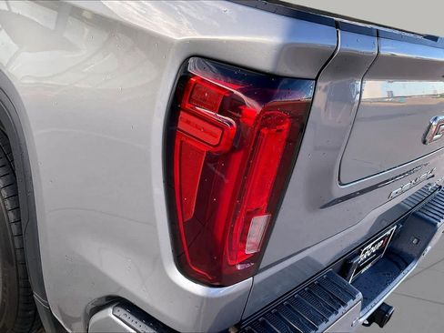 Used 2024 GMC Sierra 1500 Denali AWD/4WD image 28