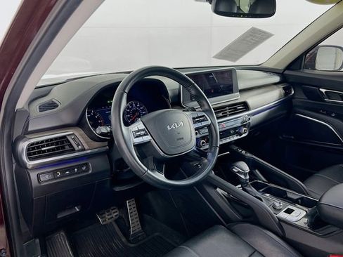Used 2022 Kia Telluride SX w/ Towing Package FWD image 38