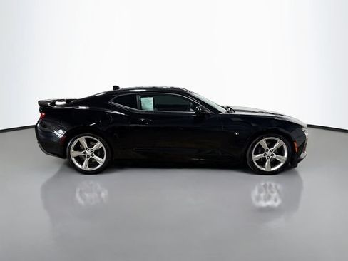 Used 2016 Chevrolet Camaro SS RWD image 5