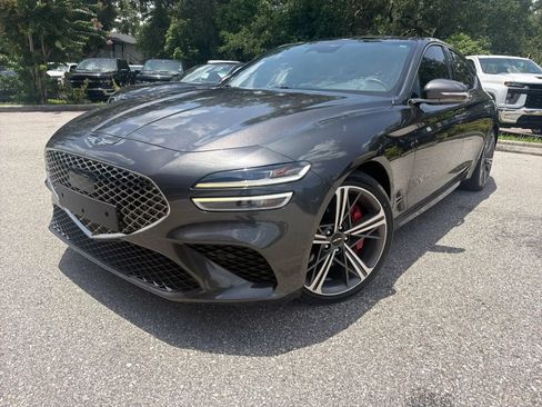 Used 2024 Genesis G70 3.3T Advanced RWD image 2