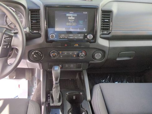 Used 2023 Nissan Frontier SV w/ Midnight Edition Package AWD/4WD image 16