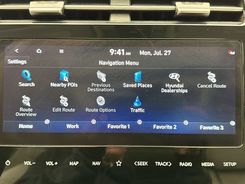 Used 2023 Hyundai Tucson Limited AWD/4WD image 15
