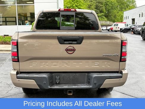 Used 2022 Nissan Frontier PRO-4X w/ Pro-4X Premium Package AWD/4WD image 6