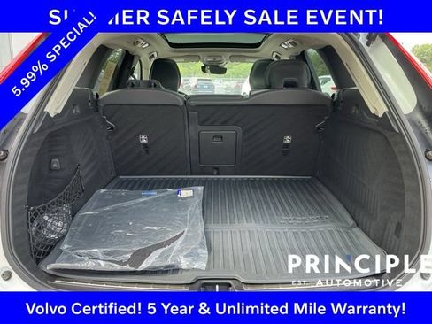 Certified 2023 Volvo XC60 T8 Plus AWD/4WD image 15