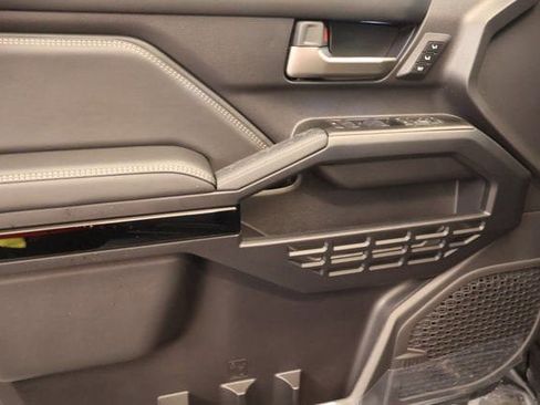 New 2026 Toyota 4Runner Limited image 10