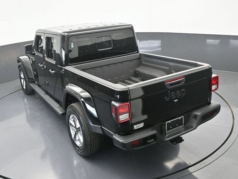 Used 2024 Jeep Gladiator Sport w/ Premium Package image 46