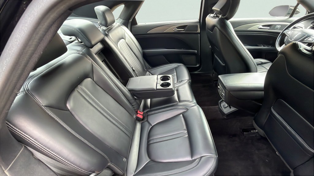 Used 2017 Lincoln MKZ Premiere FWD image 16